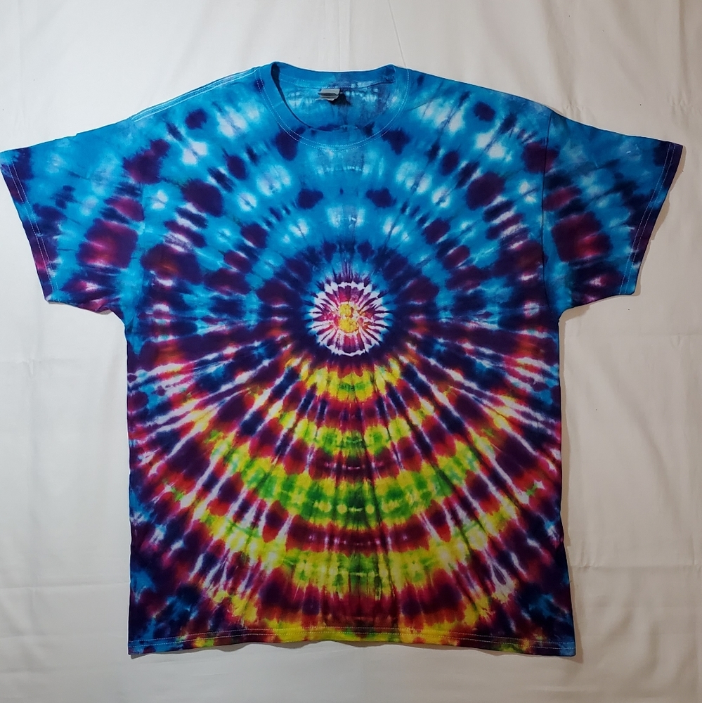 New extra large unisex tie dye shirt